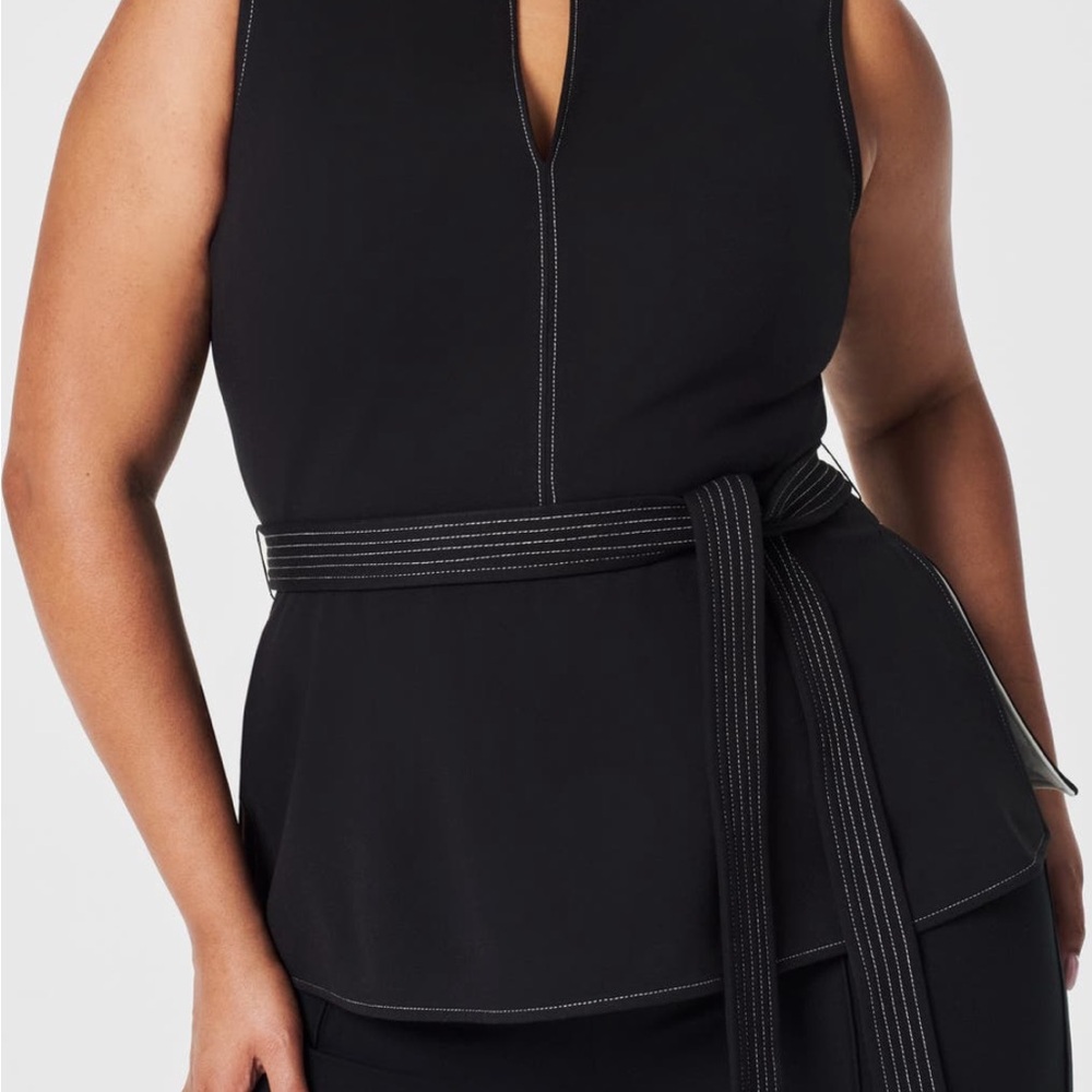 SPANX NWT Contrast Stitch Tie Waist Pointe Top